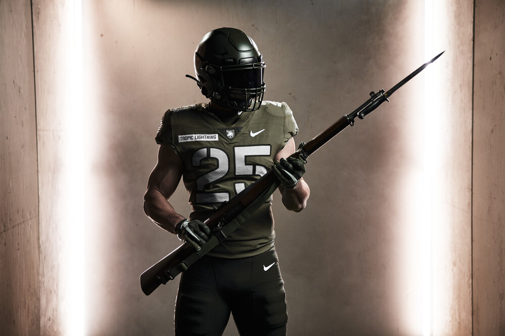 Army unveils 25th Infantry Division uniform for Army-Navy Game